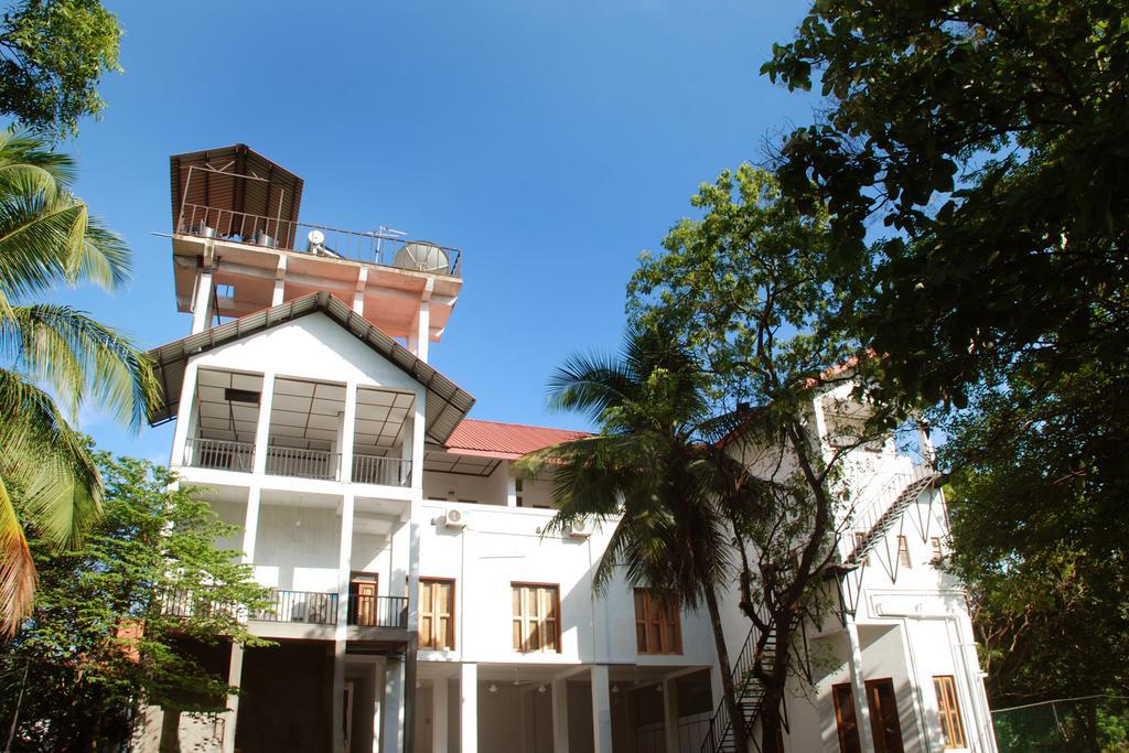 The Triangle Hotel Anuradhapura Exterior foto